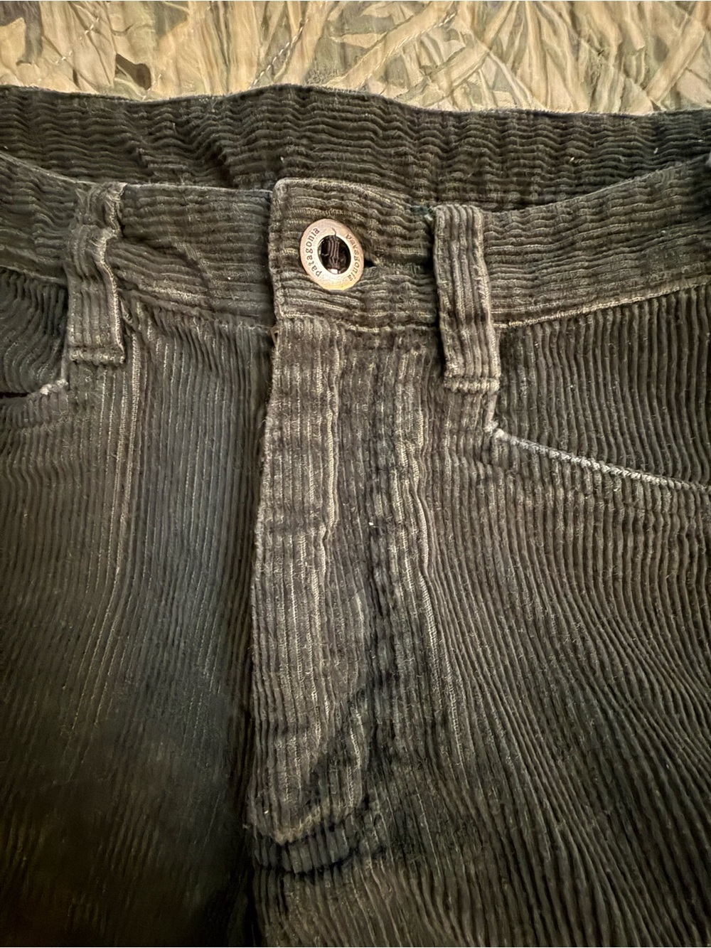 Women’s Patagonia corduroy size 8 - Picture 4 of 10